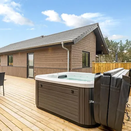 Merita - 600m From The Sea By Interhome *