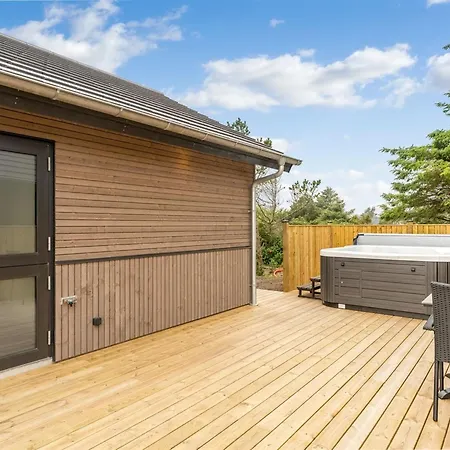 Merita - 600m From The Sea By Interhome Feriehus